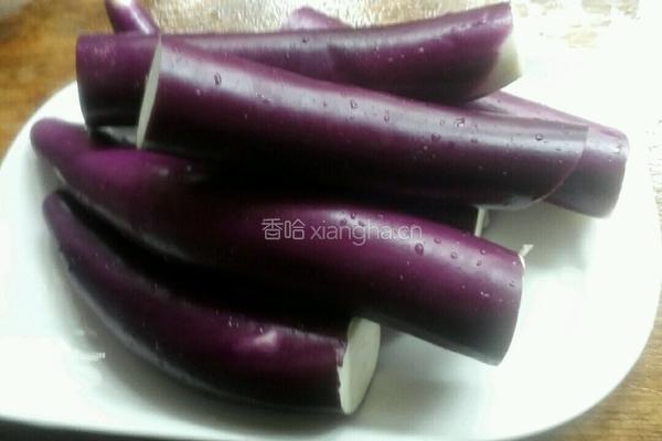 茄子炒虾皮的做法图解2