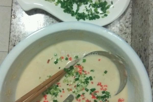 鸡蛋彩色面饼的做法图解3