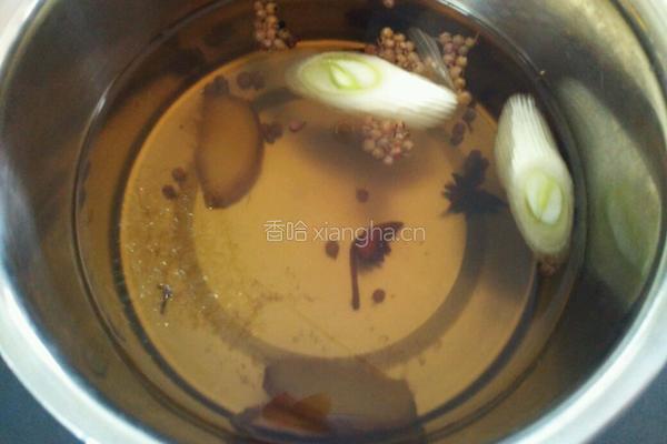 泡椒凤爪的做法图解7
