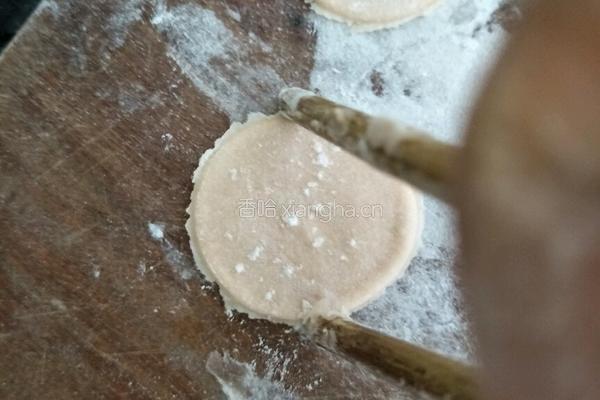宝宝辅食之蝴蝶面的做法图解7