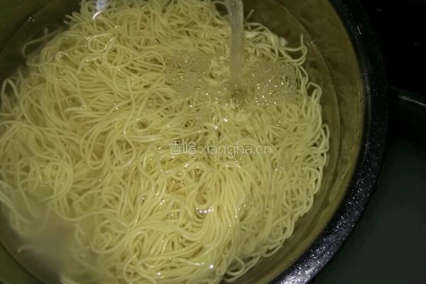 酸甜麻辣 凉面 的做法图解3