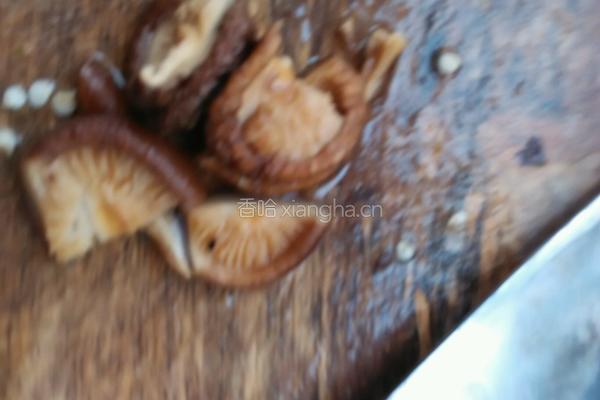 土豆炖排骨的做法图解2