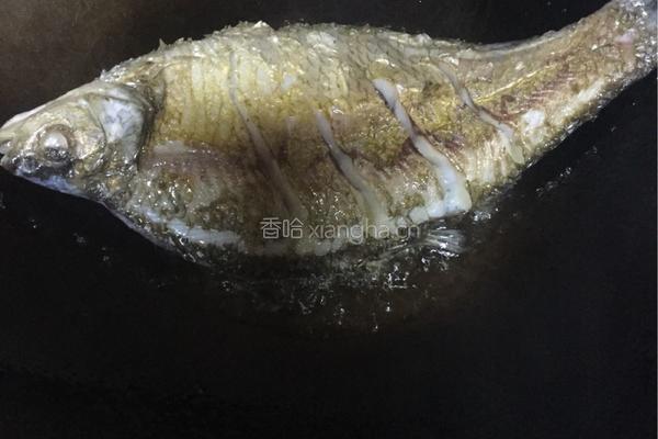 红烧蘑菇扁鱼的做法图解2