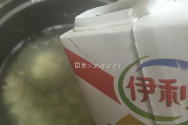 山药牛奶羹的做法图解4