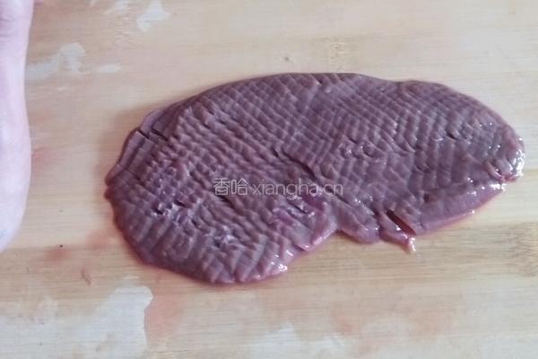 凉拌腰花的做法图解2