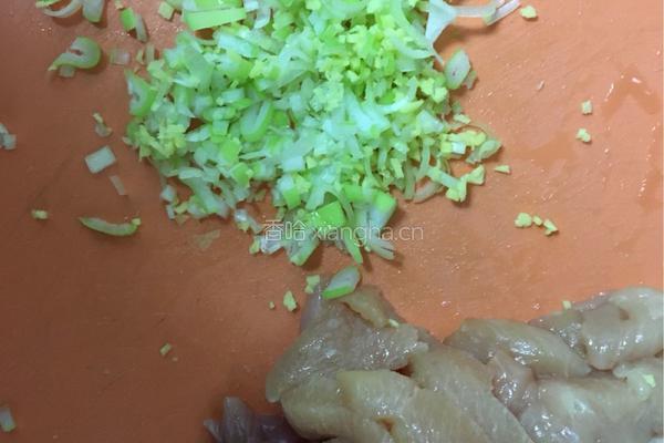 水汆嫩肉丸的做法图解3