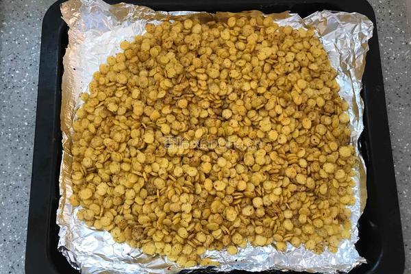 香辣玉米脆片的做法图解4