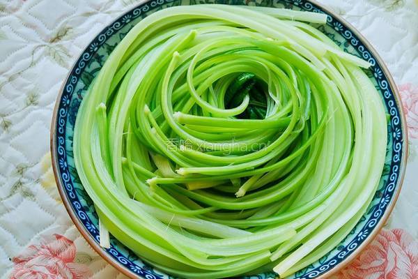 凉拌蒜臺的做法图解4