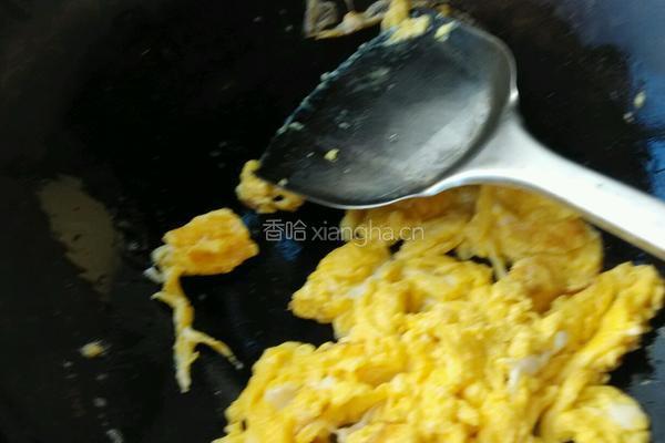 蒜毫炒鸡蛋的做法图解6
