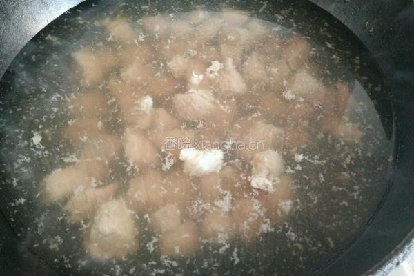 牛肉炖土豆的做法图解2