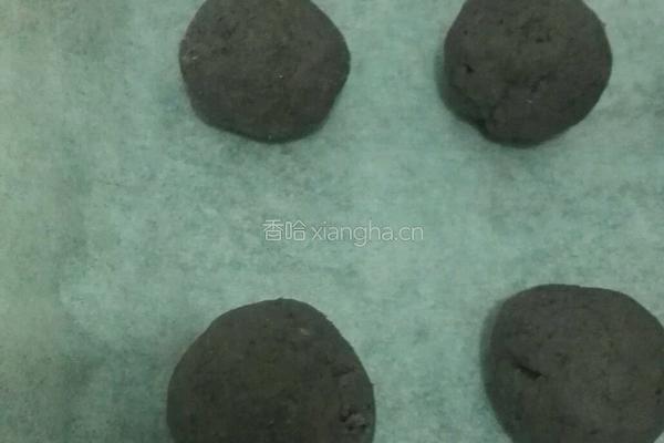 红豆沙•梅花酥的做法图解2