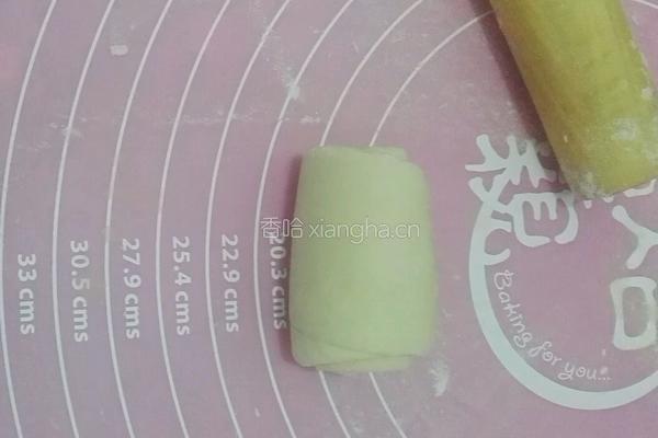 红豆沙•梅花酥的做法图解9
