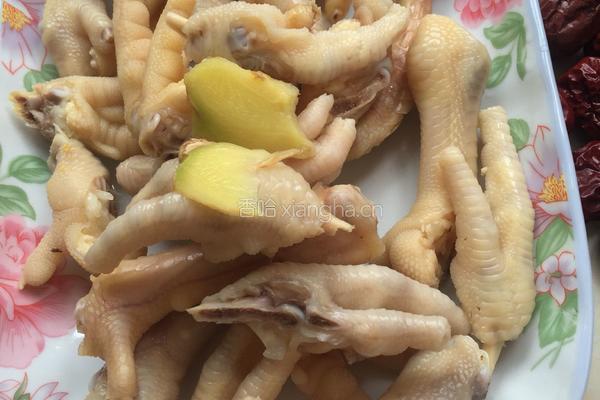 鸡脚花生汤（补脑防痴呆）的做法图解3