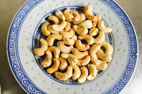 芦笋腰果炒虾仁的做法图解6