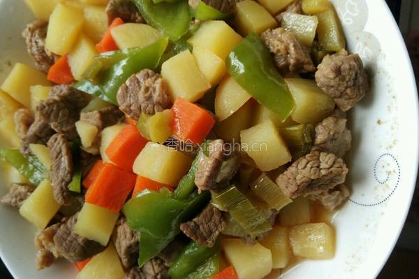 土豆炖牛肉的做法图解9