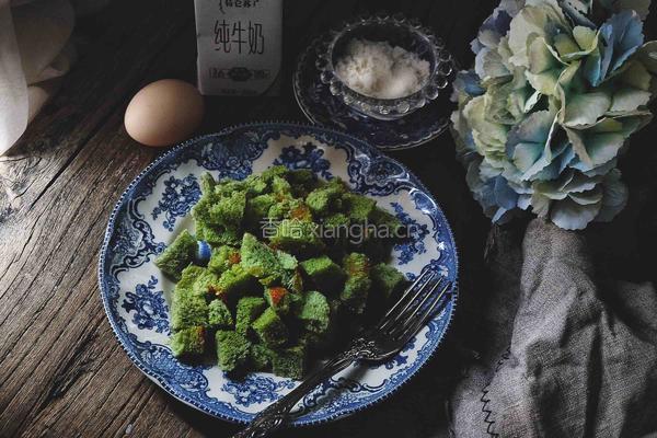 美貌早餐 抹茶面包布丁的做法图解1