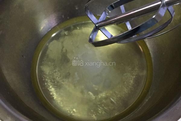 淡奶油戚风的做法图解2
