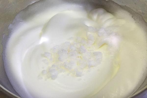 淡奶油戚风的做法图解4
