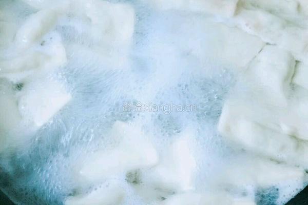 韭菜大肉水饺的做法图解16