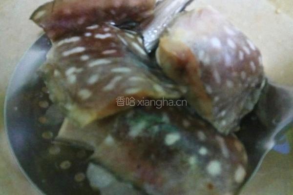老屋私房菜蒜香鳗鱼的做法图解1