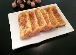鸡蛋煎土司