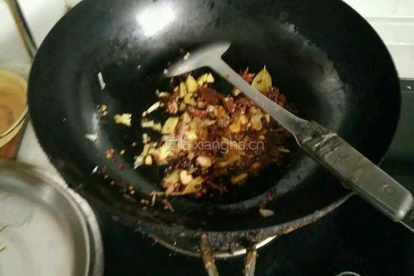 麻辣小龙虾(清新口味)的做法图解2