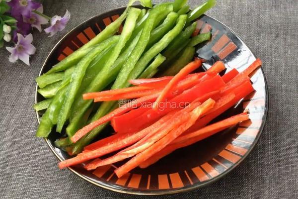 炒绿豆芽的做法图解4