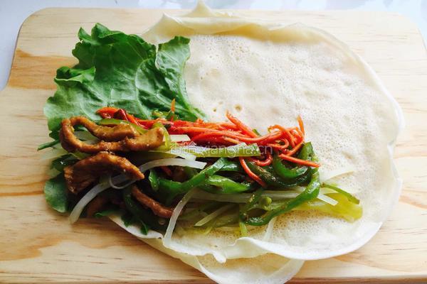 煎饼卷菜的做法图解16