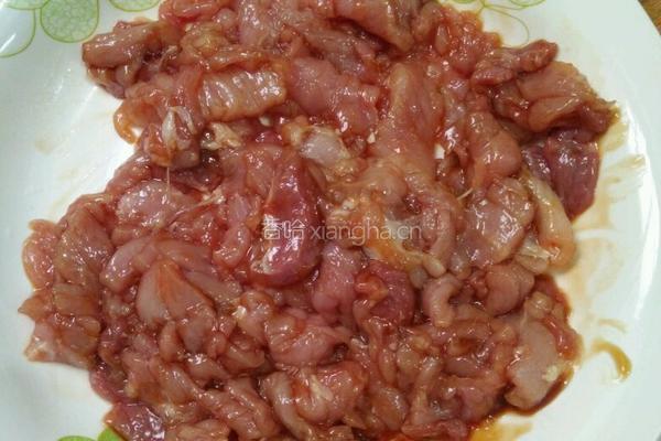 辣椒炒肉的做法图解2
