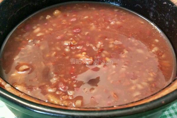 红枣红米红豆核桃粥的做法图解4