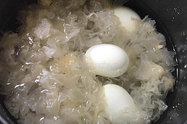 银耳鸡蛋糖水的做法图解14