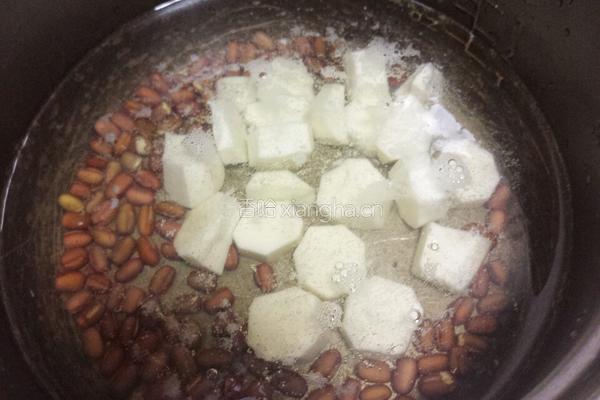 红豆山药奶的做法图解1