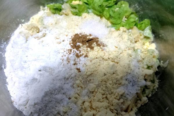 榆钱玉米面窝头的做法图解3