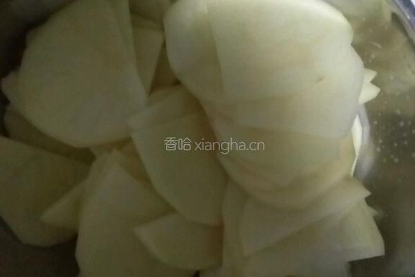 尖椒土豆片的做法图解1