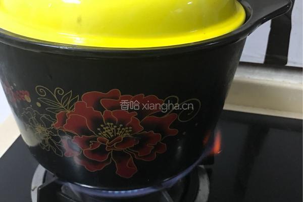 红豆小米山药粥的做法图解3