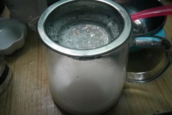 白玉桃胶的做法图解1