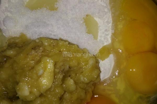 香蕉鸡蛋饼的做法图解3