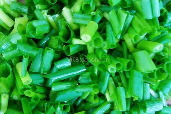 小葱拌豆皮的做法图解2