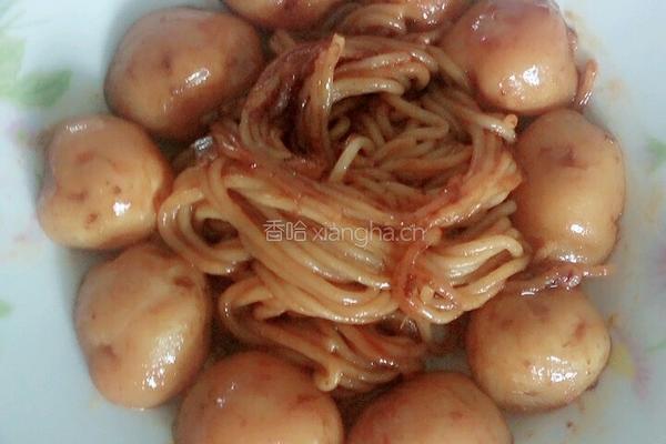 小土豆焖米线