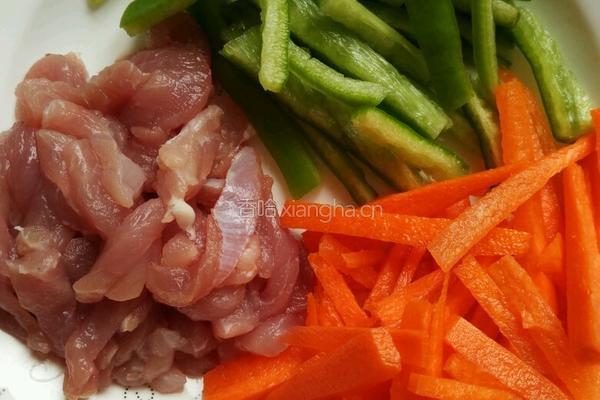 木耳炒肉丝的做法图解2