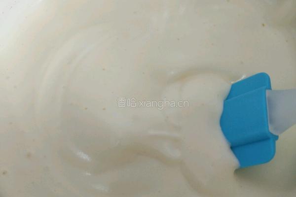 经典纸杯蛋糕的做法图解3