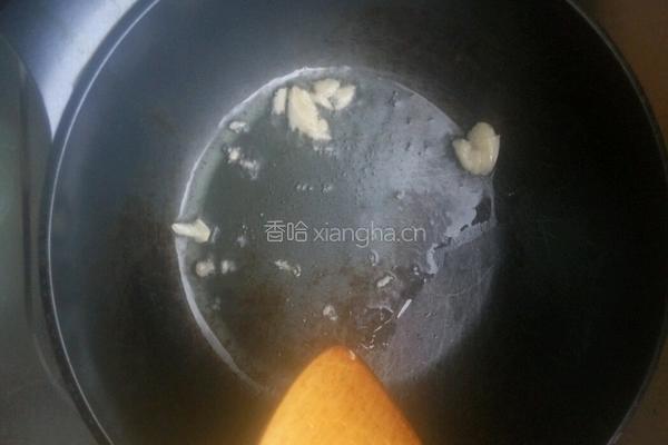 韭菜花抄肉的做法图解4