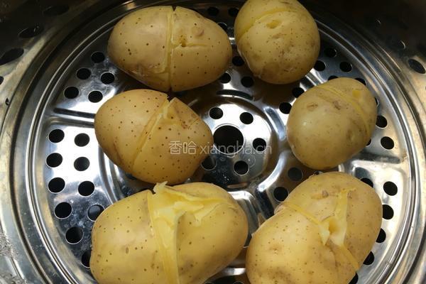 土豆丸子的做法图解2