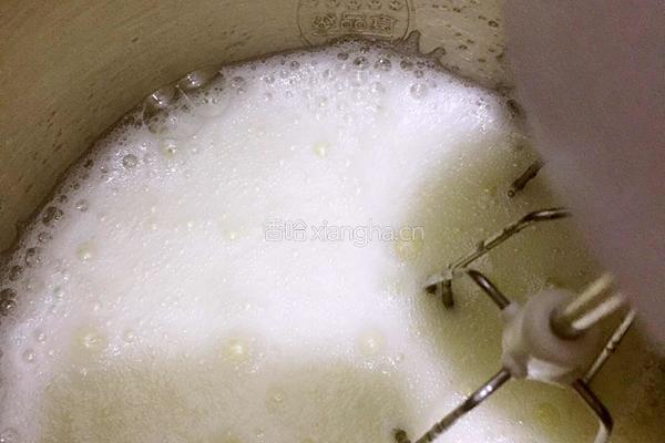 抹茶戚风蛋糕（8寸）的做法图解4
