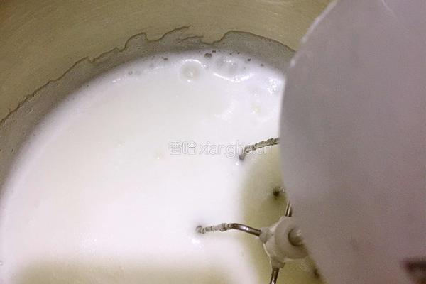 抹茶戚风蛋糕（8寸）的做法图解5