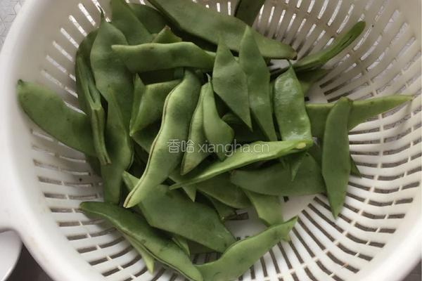干煸芸豆的做法图解1