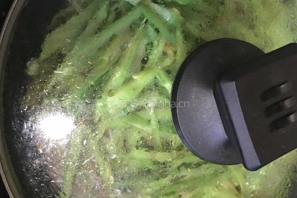 豆角丝炒肉丝的做法图解11