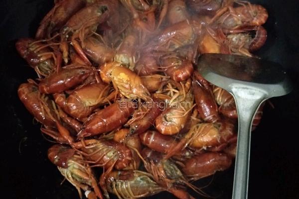 鲜香麻辣小龙虾哟的做法图解6