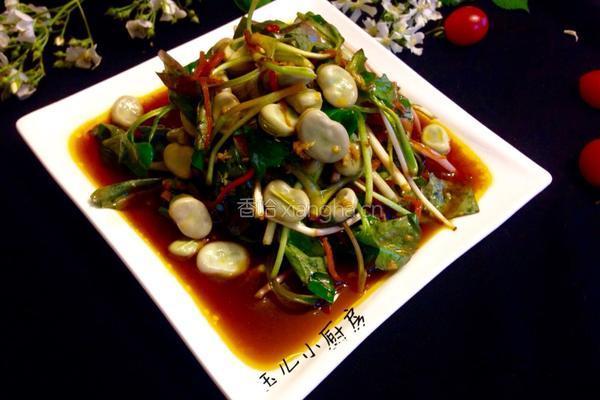 折耳根拌胡豆