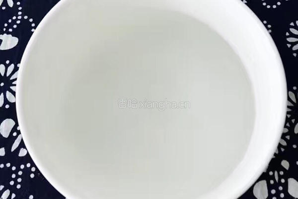 轻松简单腌咸鸭蛋的做法图解2
